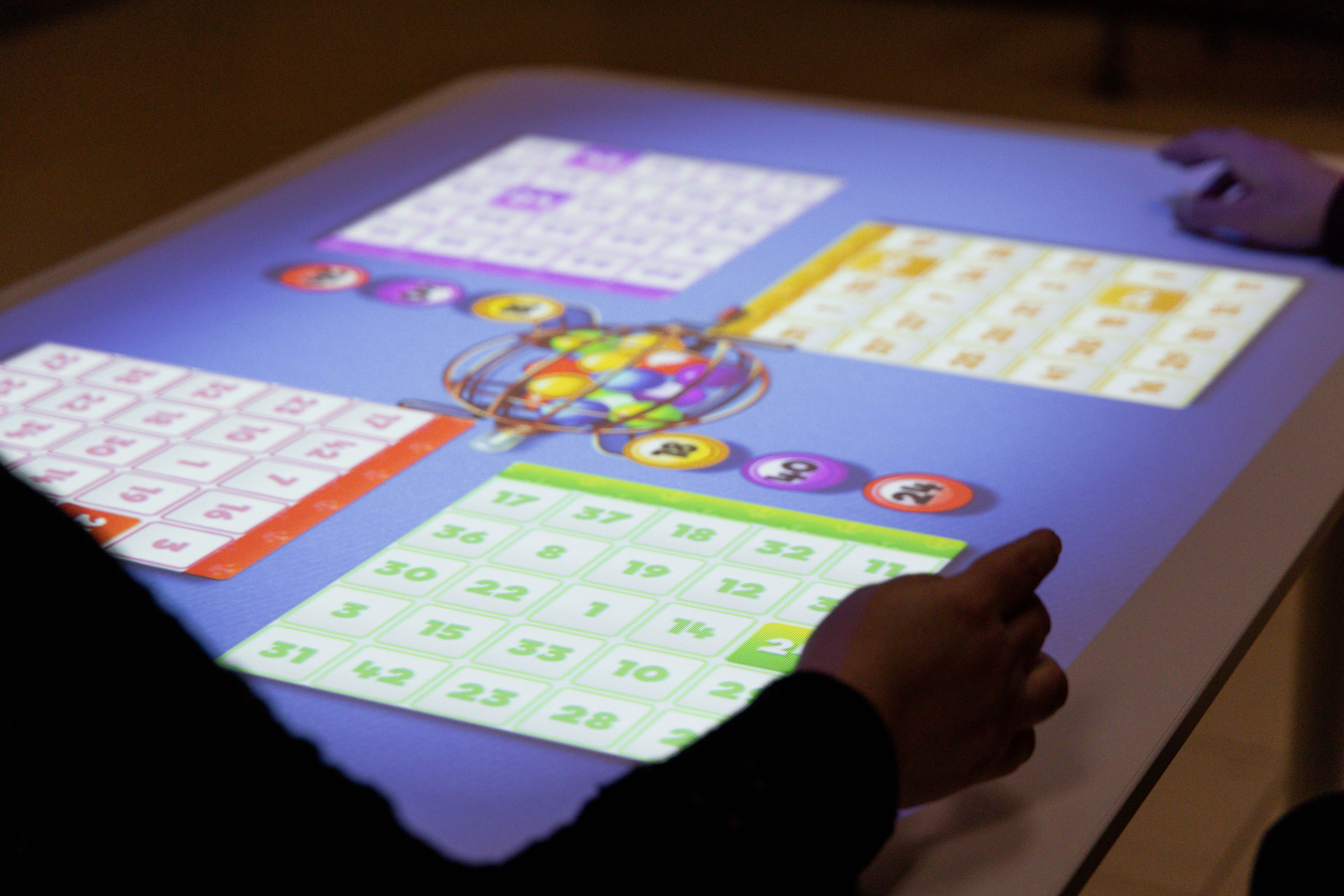 Table interactive